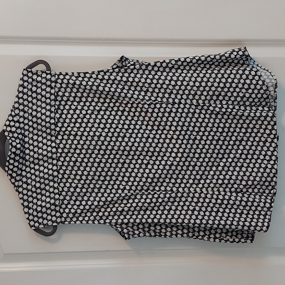 Women's Top - Picture 3 of 4